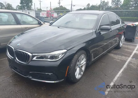 2018 BMW 750I z USA, uszkodzony, nr VIN WBA7F0C59JGM23945